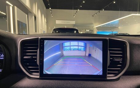 KIA Sportage IV рестайлинг, 2018 год, 2 350 000 рублей, 24 фотография