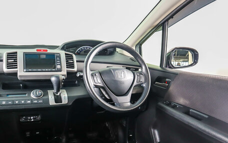 Honda Freed I, 2012 год, 1 339 000 рублей, 15 фотография