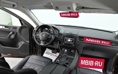 Volkswagen Touareg III, 2013 год, 1 925 000 рублей, 6 фотография