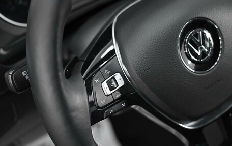 Volkswagen Tiguan II, 2017 год, 2 005 000 рублей, 13 фотография