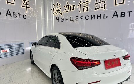 Mercedes-Benz A-Класс, 2022 год, 2 300 000 рублей, 15 фотография