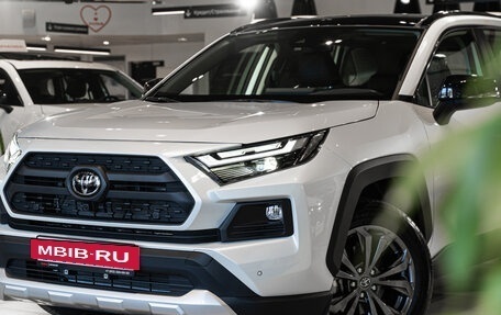 Toyota RAV4, 2025 год, 4 600 000 рублей, 3 фотография