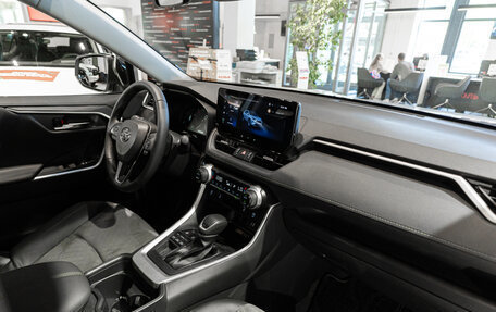 Toyota RAV4, 2025 год, 4 600 000 рублей, 18 фотография