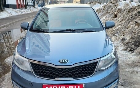 KIA Rio III рестайлинг, 2015 год, 900 000 рублей, 1 фотография