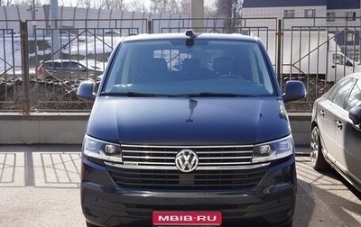 Volkswagen Caravelle T6 рестайлинг, 2021 год, 4 700 000 рублей, 1 фотография