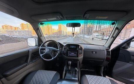 Mitsubishi Montero III, 2001 год, 635 000 рублей, 3 фотография