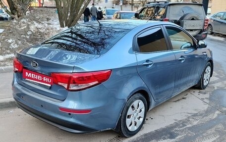 KIA Rio III рестайлинг, 2015 год, 900 000 рублей, 2 фотография