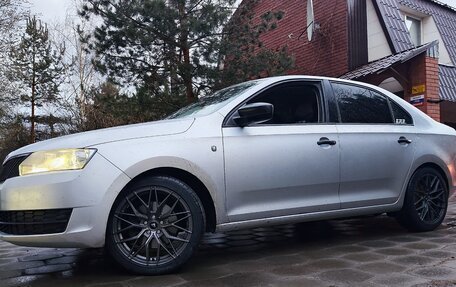 Skoda Rapid I, 2014 год, 750 000 рублей, 21 фотография