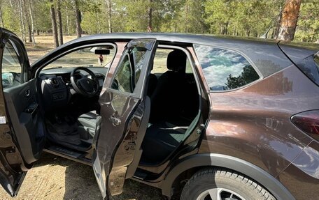 Renault Kaptur I рестайлинг, 2018 год, 1 700 000 рублей, 3 фотография