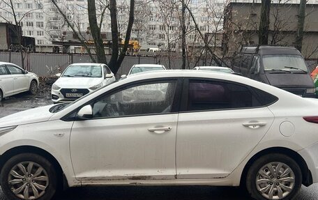 Hyundai Solaris II рестайлинг, 2017 год, 400 000 рублей, 3 фотография