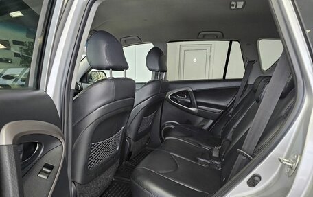 Toyota RAV4, 2006 год, 1 349 000 рублей, 15 фотография