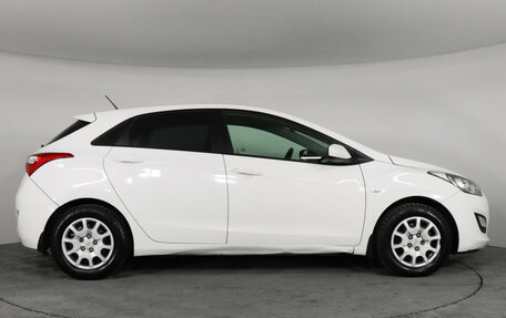 Hyundai i30 II рестайлинг, 2013 год, 959 000 рублей, 4 фотография