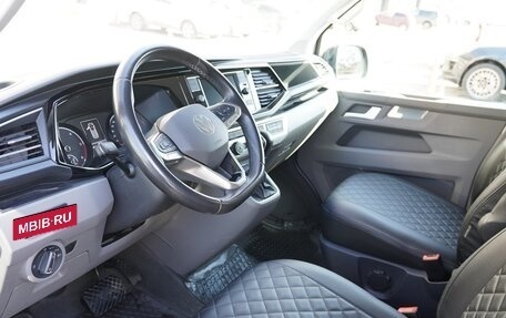 Volkswagen Caravelle T6 рестайлинг, 2021 год, 4 700 000 рублей, 10 фотография