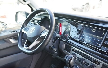 Volkswagen Caravelle T6 рестайлинг, 2021 год, 4 700 000 рублей, 11 фотография