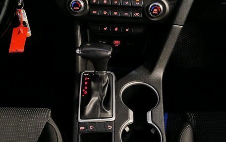 KIA Sportage IV рестайлинг, 2020 год, 1 989 000 рублей, 10 фотография