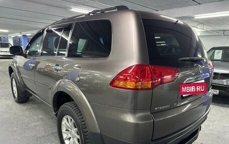 Mitsubishi Pajero Sport II рестайлинг, 2012 год, 1 795 000 рублей, 7 фотография