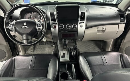 Mitsubishi Pajero Sport II рестайлинг, 2012 год, 1 795 000 рублей, 13 фотография