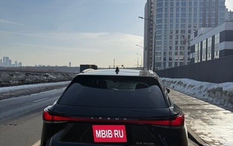 Lexus RX IV рестайлинг, 2023 год, 8 600 000 рублей, 7 фотография