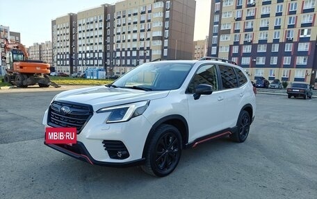 Subaru Forester, 2022 год, 4 250 000 рублей, 3 фотография