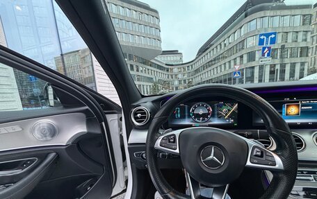 Mercedes-Benz E-Класс, 2016 год, 2 930 000 рублей, 8 фотография