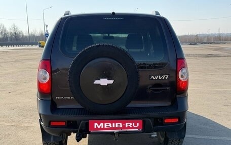 Chevrolet Niva I рестайлинг, 2016 год, 520 000 рублей, 7 фотография