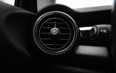 MINI Hatch, 2019 год, 2 090 000 рублей, 11 фотография