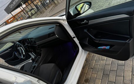 Volkswagen Jetta VII, 2018 год, 1 599 999 рублей, 13 фотография