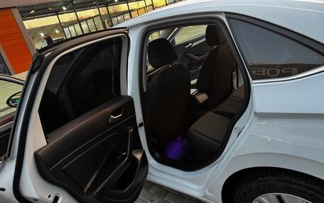 Volkswagen Jetta VII, 2018 год, 1 599 999 рублей, 16 фотография