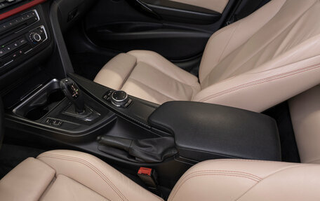 BMW 3 серия, 2011 год, 1 460 000 рублей, 14 фотография