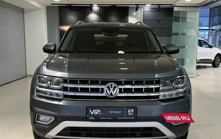 Volkswagen Teramont I, 2018 год, 2 765 000 рублей, 2 фотография