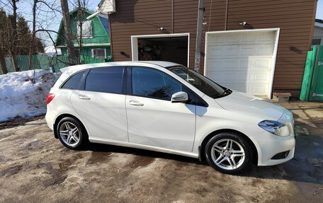 Mercedes-Benz B-Класс, 2013 год, 1 110 000 рублей, 2 фотография