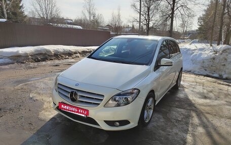 Mercedes-Benz B-Класс, 2013 год, 1 110 000 рублей, 11 фотография