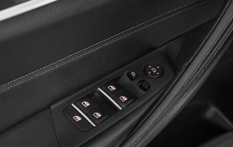 BMW 5 серия, 2019 год, 2 799 000 рублей, 10 фотография