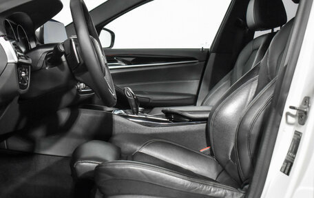 BMW 5 серия, 2019 год, 2 799 000 рублей, 12 фотография