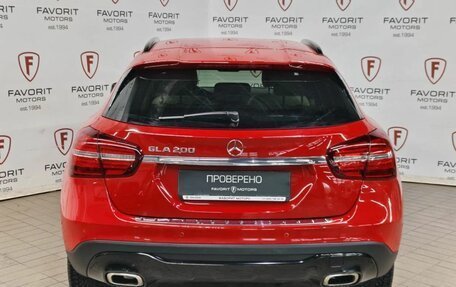 Mercedes-Benz GLA, 2019 год, 2 299 000 рублей, 3 фотография