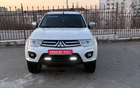 Mitsubishi Pajero Sport II рестайлинг, 2015 год, 2 490 000 рублей, 1 фотография