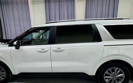 KIA Carnival, 2021 год, 3 850 000 рублей, 6 фотография