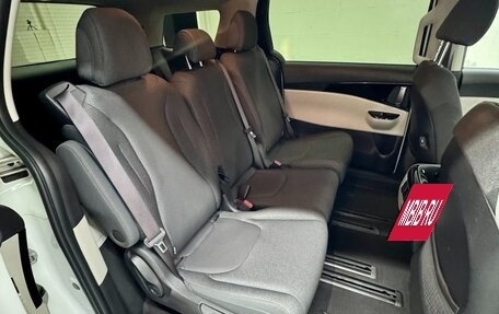 KIA Carnival, 2021 год, 3 850 000 рублей, 15 фотография