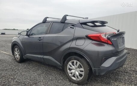 Toyota C-HR I рестайлинг, 2021 год, 2 350 000 рублей, 2 фотография