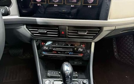 Volkswagen Bora, 2022 год, 1 630 000 рублей, 9 фотография