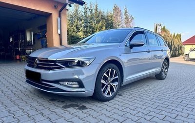 Volkswagen Passat B8 рестайлинг, 2022 год, 2 300 000 рублей, 1 фотография