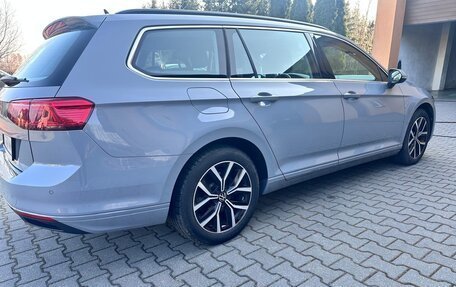 Volkswagen Passat B8 рестайлинг, 2022 год, 2 300 000 рублей, 5 фотография