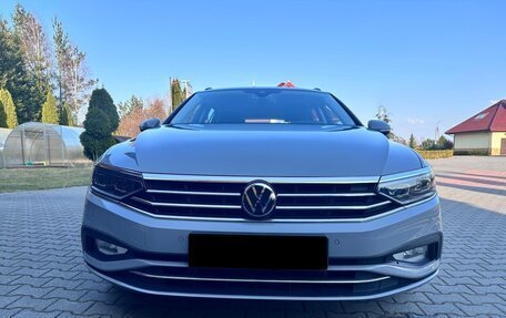 Volkswagen Passat B8 рестайлинг, 2022 год, 2 300 000 рублей, 8 фотография