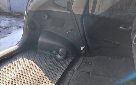 Honda FR-V, 2006 год, 750 000 рублей, 17 фотография