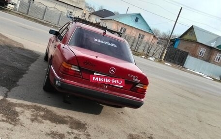Mercedes-Benz E-Класс, 1992 год, 160 000 рублей, 8 фотография