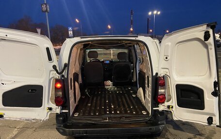 Peugeot Partner II рестайлинг 2, 2010 год, 440 000 рублей, 10 фотография