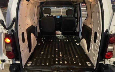 Peugeot Partner II рестайлинг 2, 2010 год, 440 000 рублей, 11 фотография