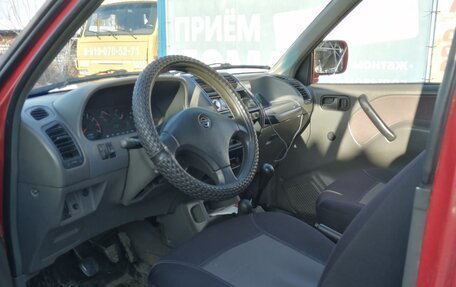 Nissan Terrano II рестайлинг, 1995 год, 410 000 рублей, 29 фотография