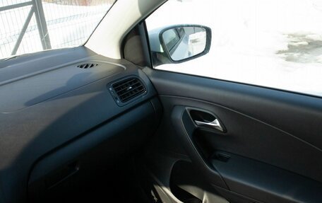 Volkswagen Polo VI (EU Market), 2019 год, 1 130 000 рублей, 33 фотография