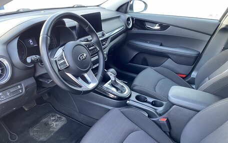 KIA Cerato IV, 2021 год, 2 220 000 рублей, 9 фотография